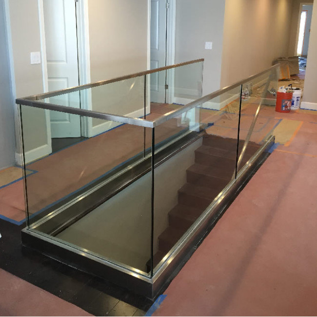 S-U Channel Glass Railing Simple Design For Iron Stairs Railing